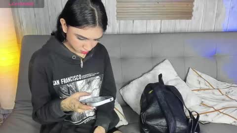 Snapshot of melany_27 chatting on 4, 10, 2025 Melany online show from 4, 10, 2025