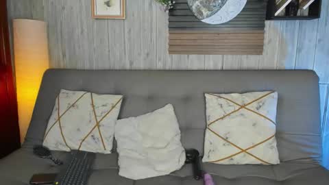 Snapshot of melany_27 chatting on 14, 10, 2025 Melany online show from 14, 10, 2025