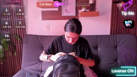 Snapshot of melany_27 chatting on 24, 11, 2025 Melany online show from 24, 11, 2025