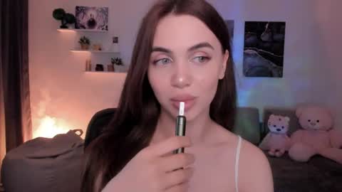 Tessa online show from 25, 6, 2026