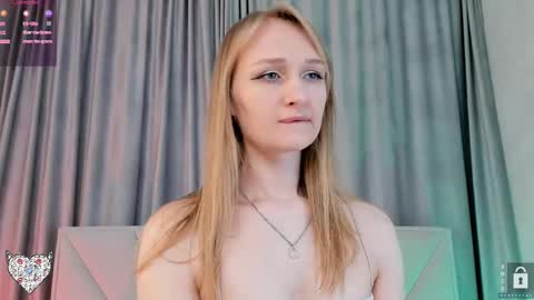 Snapshot of memento_mary chatting on 4, 3, 2025 The princess of your dreams online show from 4, 3, 2025