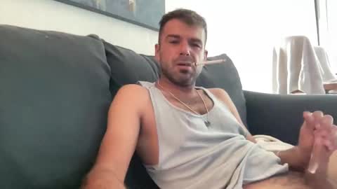 Snapshot of mercedes190d chatting on 22, 5, 2026 Mercedes190d online show from 22, 5, 2026