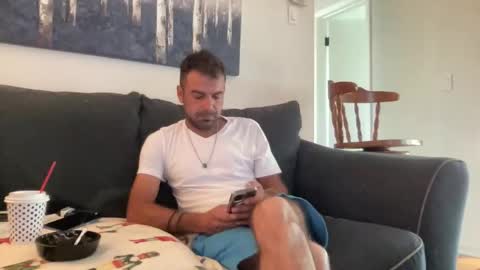 Snapshot of mercedes190d chatting on 24, 5, 2026 Mercedes190d online show from 24, 5, 2026