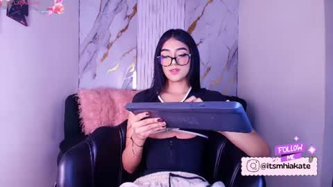 Mhia Kate online show from 16, 6, 2026