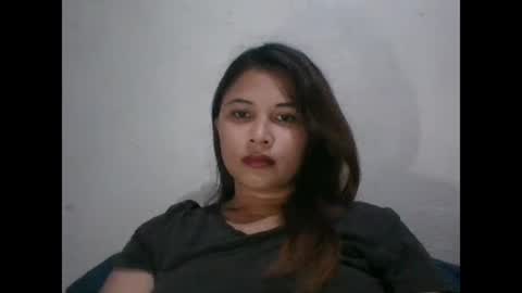 mia_bella04 online show from 2, 2, 2025
