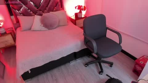 Val  online show from 18, 6, 2026