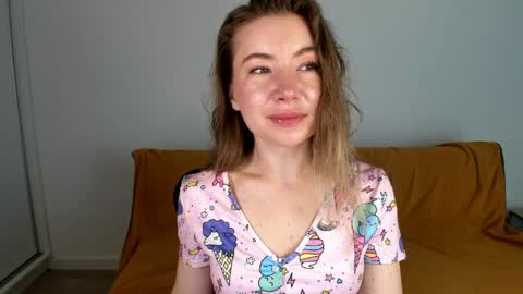 Mia online show from 6, 6, 2026
