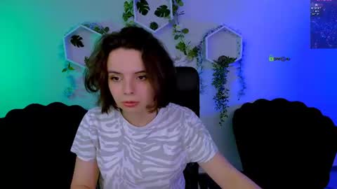 mia_mooon_ online show from 16, 6, 2026