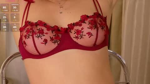 Mia White  online show from 7, 6, 2026