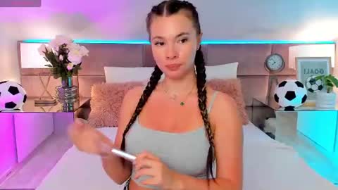 Mia online show from 23, 6, 2026