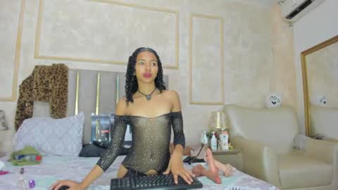 Miaasummer online show from 19, 6, 2026