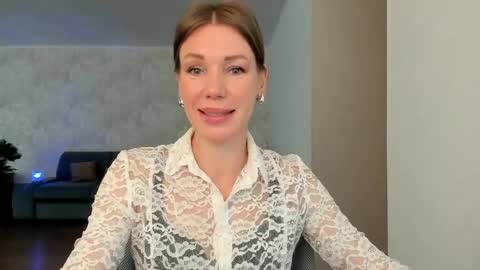 Mia online show from 6, 5, 2026