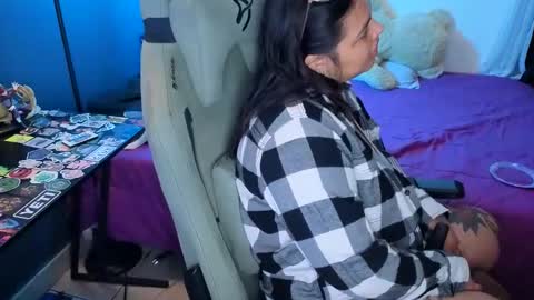 Snapshot of miacanela_xo chatting on 8, 6, 2026 Mia online show from 8, 6, 2026