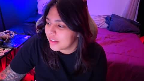 Snapshot of miacanela_xo chatting on 13, 6, 2026 Mia online show from 13, 6, 2026