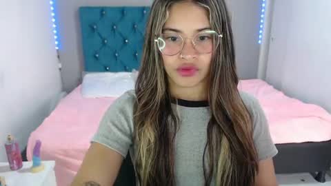 miacumgirl online show from 1, 7, 2026
