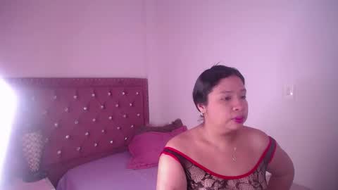 mia online show from 9, 6, 2026
