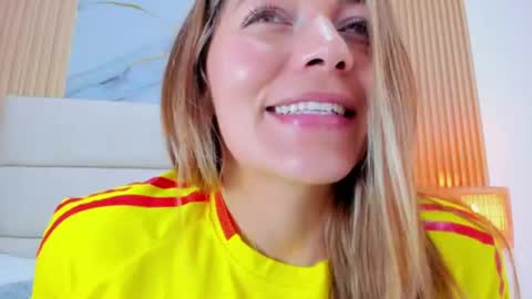 Mia Malkova online show from 17, 6, 2026