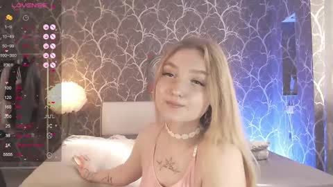 Mia online show from 9, 5, 2026