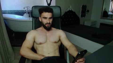 MicahLane online show from 18, 6, 2026