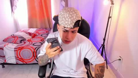 Snapshot of michael_boy88_ chatting on 22, 5, 2026 Michael Boy online show from 22, 5, 2026