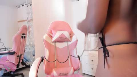 michelleblair1 online show from 10, 6, 2026