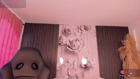 michellepreston_ online show from 21, 6, 2026