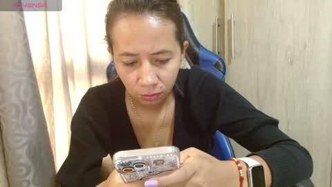 Snapshot of miculohot chatting on 16, 6, 2026 vanesa sexy online show from 16, 6, 2026