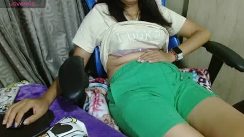 Snapshot of miculohot chatting on 19, 6, 2026 vanesa sexy online show from 19, 6, 2026