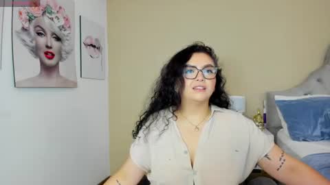 mid nightpeach online show from 12, 6, 2026
