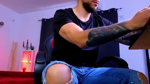 MightyAaron online show from 15, 6, 2026
