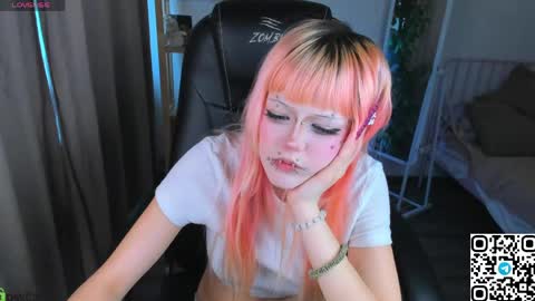 Mika online show from 30, 5, 2026
