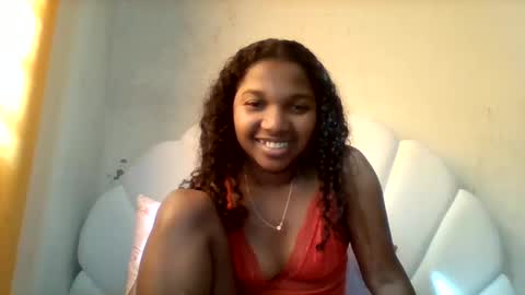 mila_lunah online show from 20, 5, 2026