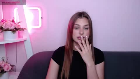 milanaangelas online show from 20, 6, 2026