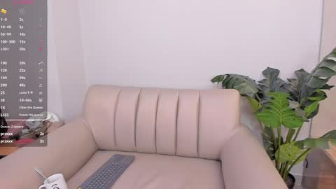 Sexy Mila  online show from 5, 6, 2026