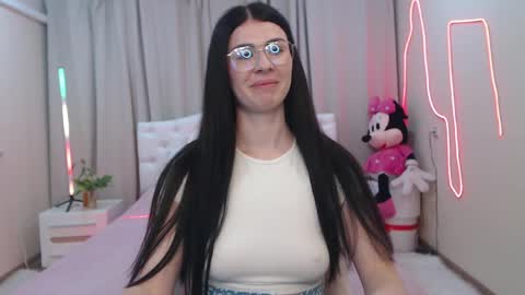 Snapshot of milasecretsss chatting on 16, 5, 2026 milasecretsss online show from 16, 5, 2026