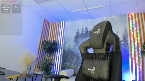 milastoyne online show from 24, 5, 2026