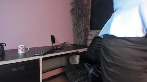Milena online show from 17, 6, 2026