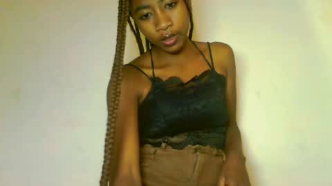 Snapshot of milennah chatting on 5, 6, 2026 milennah online show from 5, 6, 2026
