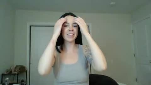 Snapshot of milf4you6 chatting on 4, 6, 2026 milf4you6 online show from 4, 6, 2026
