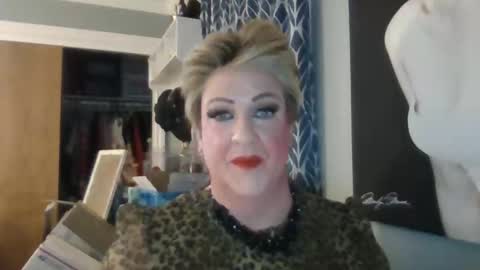 milf_ts_bitch online show from 14, 12, 2025