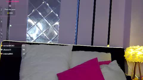 milla_cali online show from 11, 6, 2026
