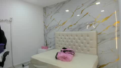 miller_silvana online show from 5, 6, 2026