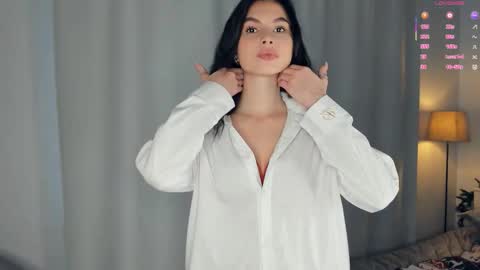 Snapshot of mirandabettman chatting on 18, 1, 2026 My name is Adele online show from 18, 1, 2026