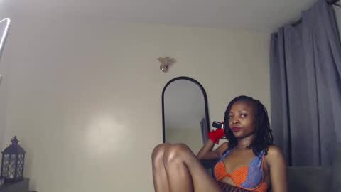 mis_kaylee online show from 10, 6, 2026