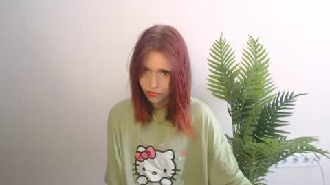 misaki_chan_ online show from 12, 6, 2026