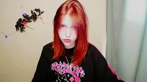 misaki_chan_ online show from 17, 6, 2026