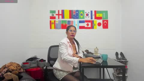 Clare PocaHose online show from 16, 6, 2026