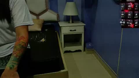 miss_evans_ online show from 20, 6, 2026