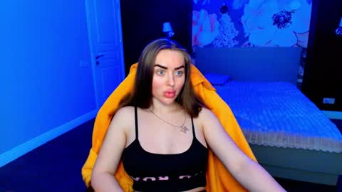 miss_kiten online show from 22, 6, 2026