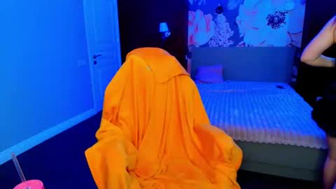 miss_kiten online show from 22, 6, 2026